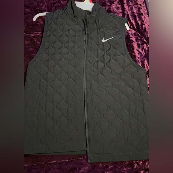 nike vest